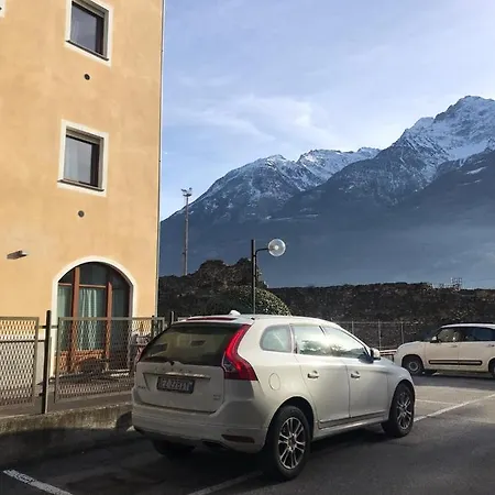 Zar Junior Lägenhet Aosta